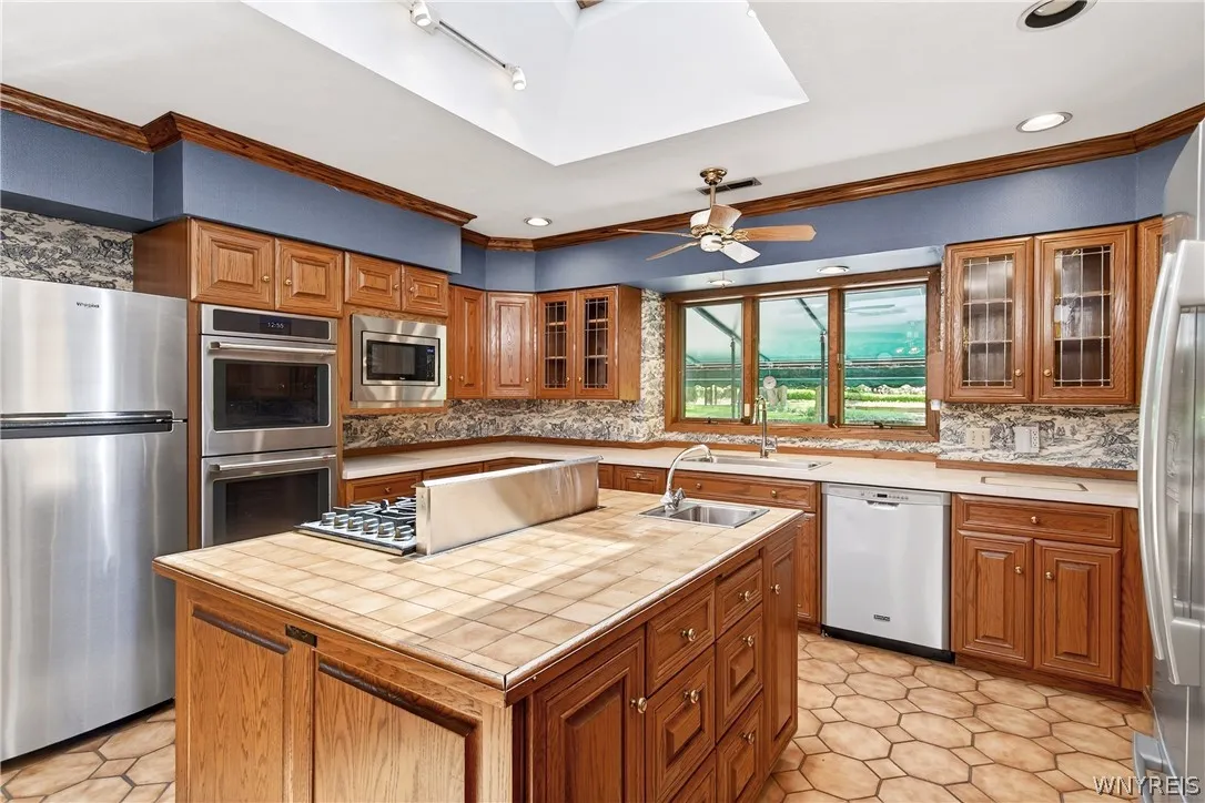 45 Red Wing Court, Amherst, New York 14051, Amherst, New York 14051, 3 Bedrooms Bedrooms, 13 Rooms Rooms,3 BathroomsBathrooms,Residential,For Sale,45 Red Wing Court, Amherst, New York 14051,0,B1682030