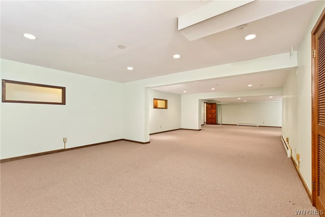 45 Red Wing Court, Amherst, New York 14051, Amherst, New York 14051, 3 Bedrooms Bedrooms, 13 Rooms Rooms,3 BathroomsBathrooms,Residential,For Sale,45 Red Wing Court, Amherst, New York 14051,0,B1682030