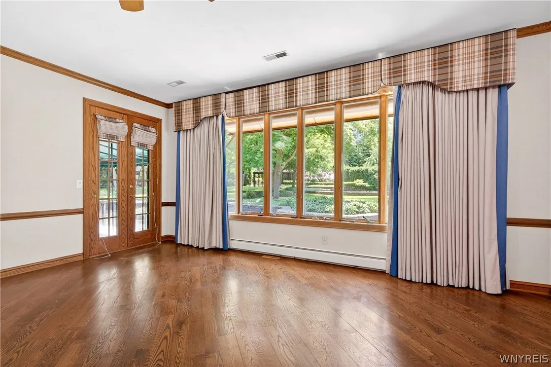 45 Red Wing Court, Amherst, New York 14051, Amherst, New York 14051, 3 Bedrooms Bedrooms, 13 Rooms Rooms,3 BathroomsBathrooms,Residential,For Sale,45 Red Wing Court, Amherst, New York 14051,0,B1682030