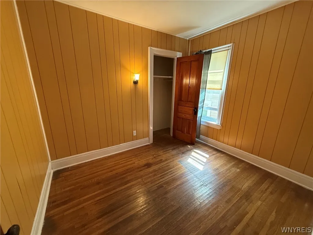 74 Ashton Place, Buffalo, New York 14220, Buffalo, New York 14220, 3 Bedrooms Bedrooms, 7 Rooms Rooms,1 BathroomBathrooms,Residential Lease,For Rent,74 Ashton Place, Buffalo, New York 14220,0,B1698472