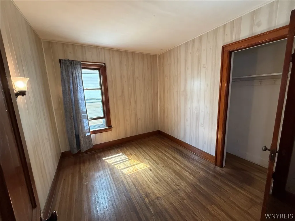 74 Ashton Place, Buffalo, New York 14220, Buffalo, New York 14220, 3 Bedrooms Bedrooms, 7 Rooms Rooms,1 BathroomBathrooms,Residential Lease,For Rent,74 Ashton Place, Buffalo, New York 14220,0,B1698472
