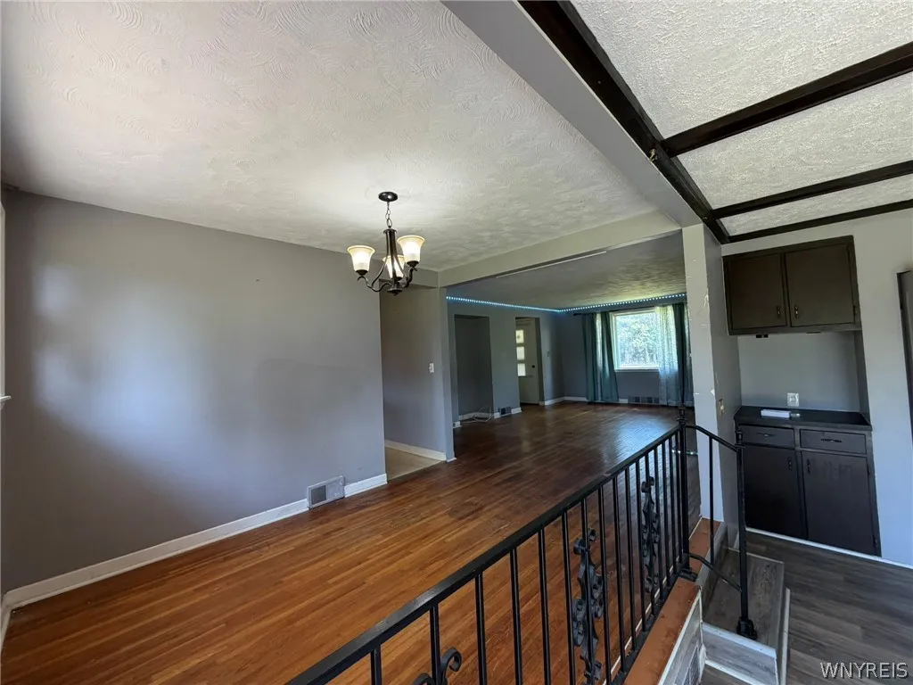 129 Maple Road, Amherst, New York 14221, Amherst, New York 14221, 3 Bedrooms Bedrooms, 9 Rooms Rooms,1 BathroomBathrooms,Residential,For Sale,129 Maple Road, Amherst, New York 14221,0,B1698447