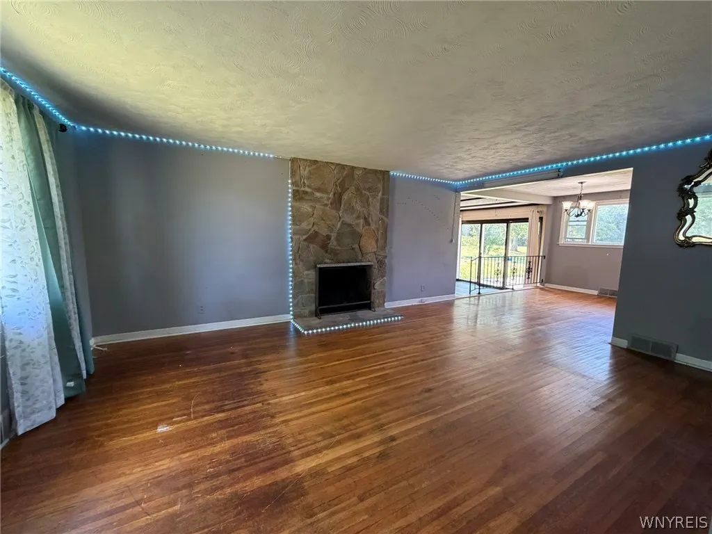 129 Maple Road, Amherst, New York 14221, Amherst, New York 14221, 3 Bedrooms Bedrooms, 9 Rooms Rooms,1 BathroomBathrooms,Residential,For Sale,129 Maple Road, Amherst, New York 14221,0,B1698447