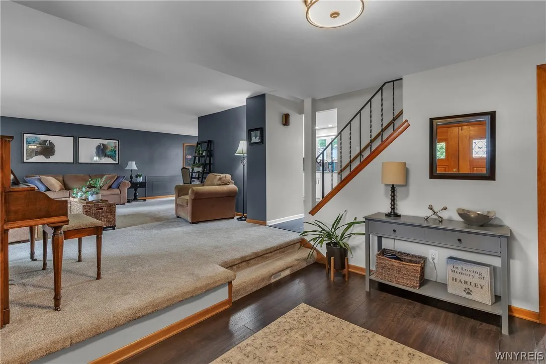 503 Fruitwood, Amherst, New York 14221, Amherst, New York 14221, 4 Bedrooms Bedrooms, 9 Rooms Rooms,1 BathroomBathrooms,Residential,For Sale,503 Fruitwood, Amherst, New York 14221,0,B1697405