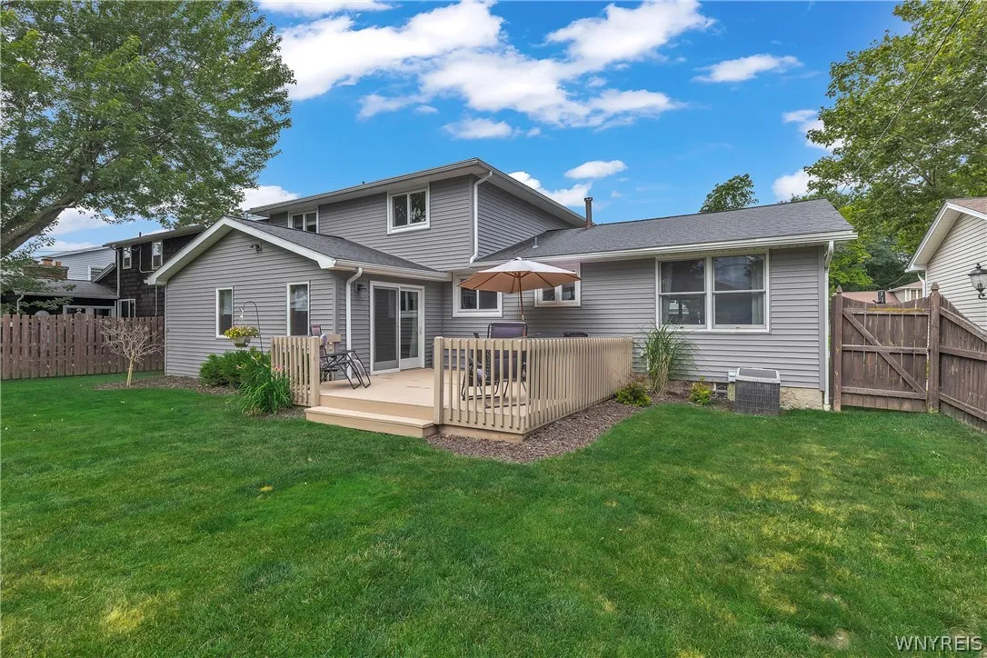 503 Fruitwood, Amherst, New York 14221, Amherst, New York 14221, 4 Bedrooms Bedrooms, 9 Rooms Rooms,1 BathroomBathrooms,Residential,For Sale,503 Fruitwood, Amherst, New York 14221,0,B1697405