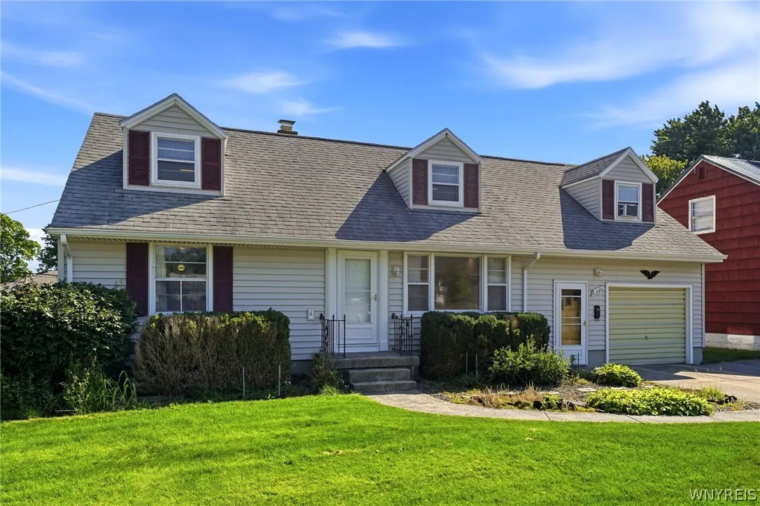 3311 Cox Drive, Hamburg, New York 14219, Hamburg, New York 14219, 3 Bedrooms Bedrooms, 8 Rooms Rooms,1 BathroomBathrooms,Residential,For Sale,3311 Cox Drive, Hamburg, New York 14219,0,B1697785