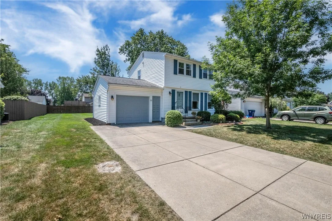 21 Beaumont Drive, Amherst, New York 14228, Amherst, New York 14228, 3 Bedrooms Bedrooms, 6 Rooms Rooms,1 BathroomBathrooms,Residential,For Sale,21 Beaumont Drive, Amherst, New York 14228,0,B1697875