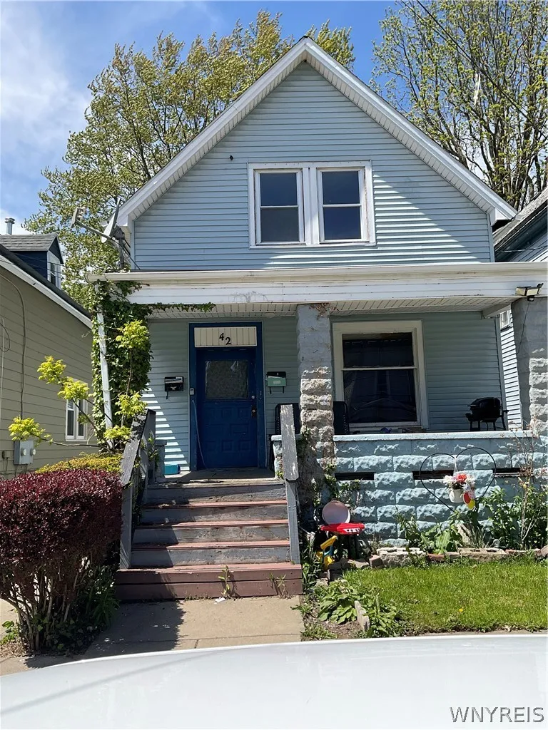 42 Princeton Place, Buffalo, New York 14210, Buffalo, New York 14210, 3 Bedrooms Bedrooms, ,2 BathroomsBathrooms,Residential,For Sale,42 Princeton Place, Buffalo, New York 14210,0,B1698363