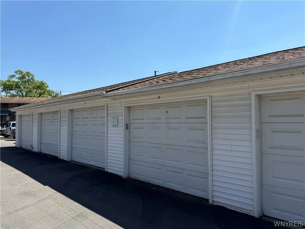 1699 Orchard Park Road, West Seneca, New York 1422, West Seneca, New York 14224, 2 Bedrooms Bedrooms, 6 Rooms Rooms,1 BathroomBathrooms,Residential,For Sale,1699 Orchard Park Road, West Seneca, New York 1422,0,B1698571