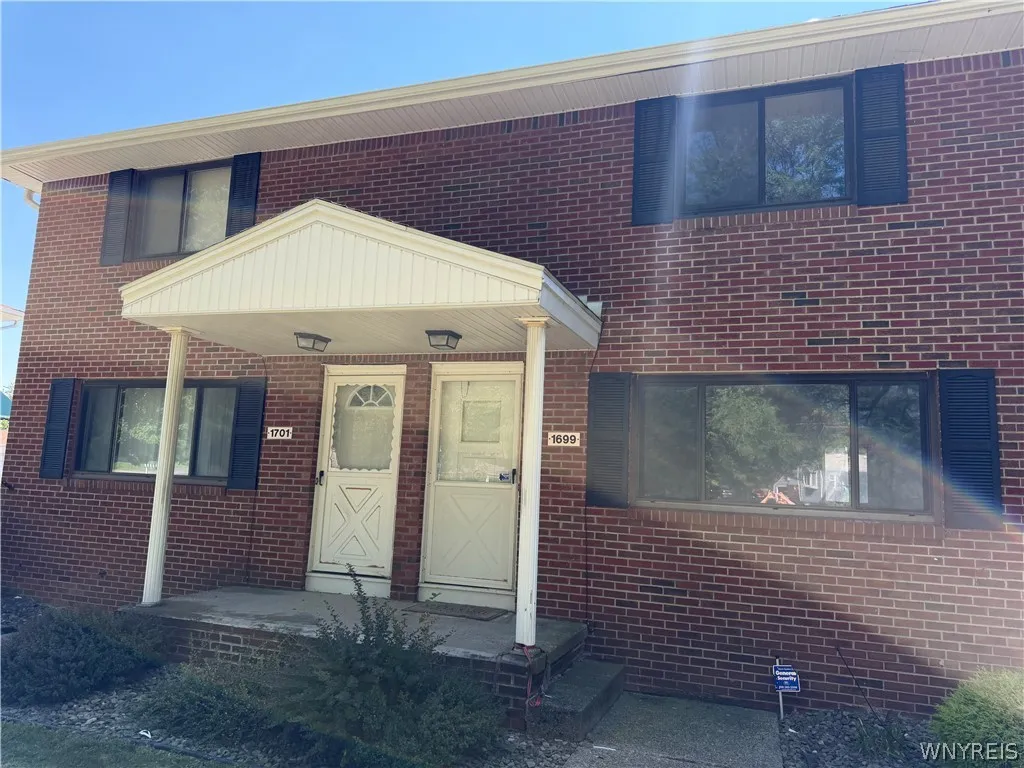 1699 Orchard Park Road, West Seneca, New York 1422, West Seneca, New York 14224, 2 Bedrooms Bedrooms, 6 Rooms Rooms,1 BathroomBathrooms,Residential,For Sale,1699 Orchard Park Road, West Seneca, New York 1422,0,B1698571