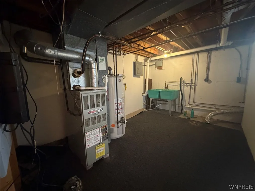 1699 Orchard Park Road, West Seneca, New York 1422, West Seneca, New York 14224, 2 Bedrooms Bedrooms, 6 Rooms Rooms,1 BathroomBathrooms,Residential,For Sale,1699 Orchard Park Road, West Seneca, New York 1422,0,B1698571