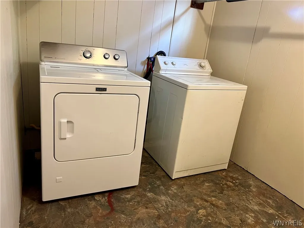 91 Weiss Street, Buffalo, New York 14206, Buffalo, New York 14206, 4 Bedrooms Bedrooms, ,2 BathroomsBathrooms,Residential,For Sale,91 Weiss Street, Buffalo, New York 14206,0,B1698614