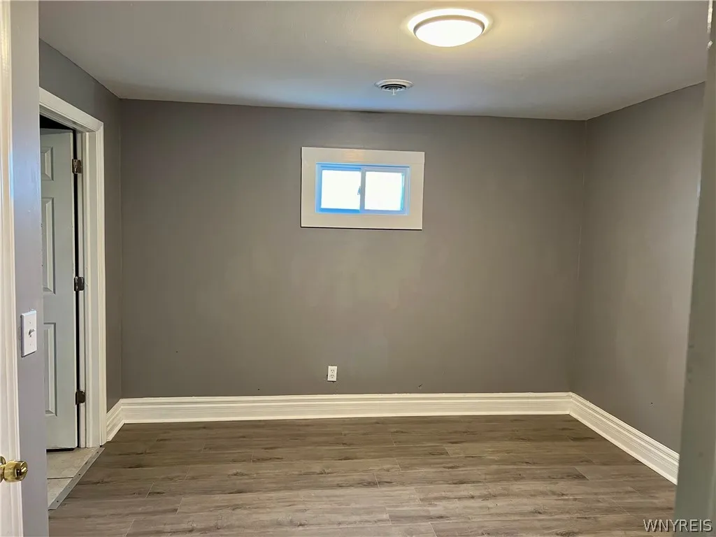 91 Weiss Street, Buffalo, New York 14206, Buffalo, New York 14206, 4 Bedrooms Bedrooms, ,2 BathroomsBathrooms,Residential,For Sale,91 Weiss Street, Buffalo, New York 14206,0,B1698614
