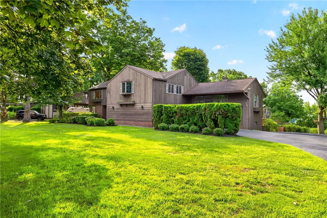 135 Orchard Park Boulevard, Irondequoit, New York, Irondequoit, New York 14609, 4 Bedrooms Bedrooms, 8 Rooms Rooms,3 BathroomsBathrooms,Residential,For Sale,135 Orchard Park Boulevard, Irondequoit, New York ,0,R1698643