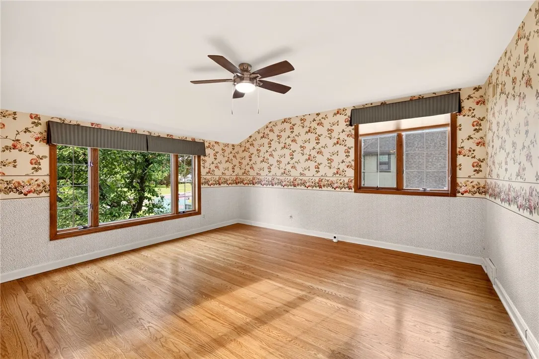 135 Orchard Park Boulevard, Irondequoit, New York, Irondequoit, New York 14609, 4 Bedrooms Bedrooms, 8 Rooms Rooms,3 BathroomsBathrooms,Residential,For Sale,135 Orchard Park Boulevard, Irondequoit, New York ,0,R1698643
