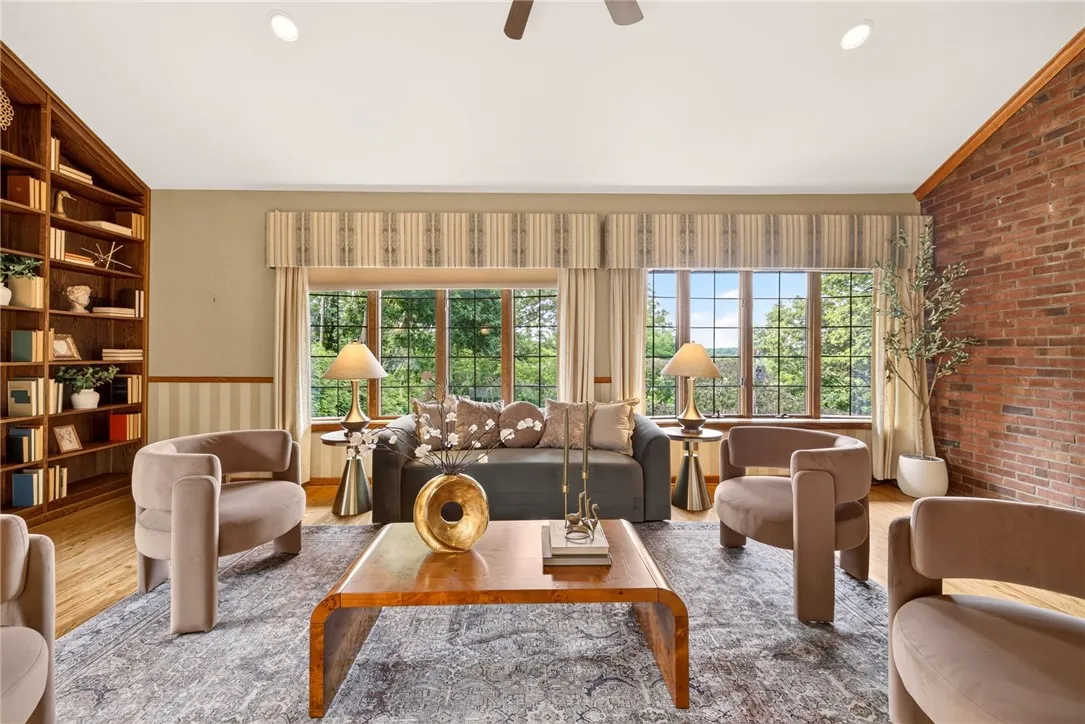 135 Orchard Park Boulevard, Irondequoit, New York, Irondequoit, New York 14609, 4 Bedrooms Bedrooms, 8 Rooms Rooms,3 BathroomsBathrooms,Residential,For Sale,135 Orchard Park Boulevard, Irondequoit, New York ,0,R1698643
