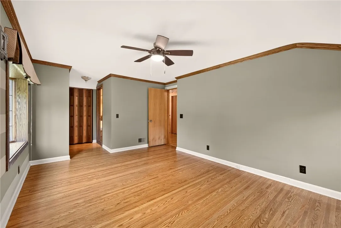 135 Orchard Park Boulevard, Irondequoit, New York, Irondequoit, New York 14609, 4 Bedrooms Bedrooms, 8 Rooms Rooms,3 BathroomsBathrooms,Residential,For Sale,135 Orchard Park Boulevard, Irondequoit, New York ,0,R1698643