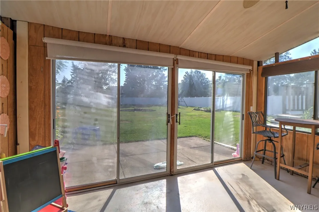 84 Regency Drive, Grand Island, New York 14072, Grand Island, New York 14072, 3 Bedrooms Bedrooms, 9 Rooms Rooms,2 BathroomsBathrooms,Residential,For Sale,84 Regency Drive, Grand Island, New York 14072,0,B1698377