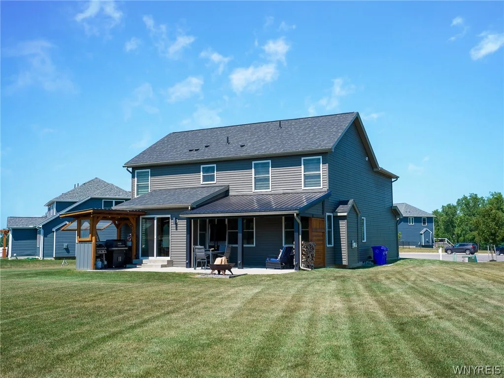 76 Jaycee Lane, West Seneca, New York 14224, West Seneca, New York 14224, 4 Bedrooms Bedrooms, 11 Rooms Rooms,3 BathroomsBathrooms,Residential,For Sale,76 Jaycee Lane, West Seneca, New York 14224,0,B1698147