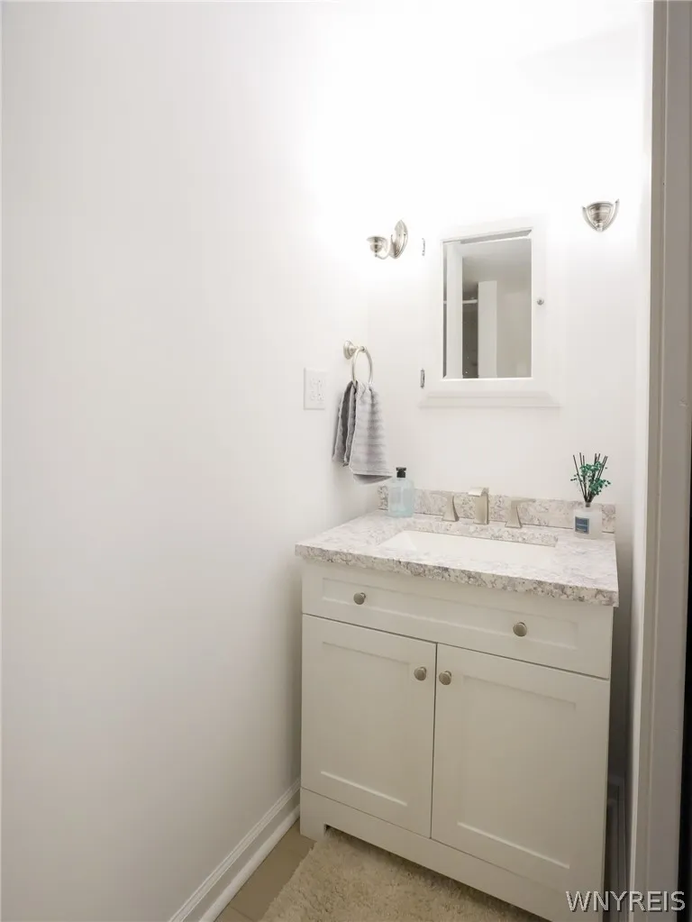 76 Jaycee Lane, West Seneca, New York 14224, West Seneca, New York 14224, 4 Bedrooms Bedrooms, 11 Rooms Rooms,3 BathroomsBathrooms,Residential,For Sale,76 Jaycee Lane, West Seneca, New York 14224,0,B1698147
