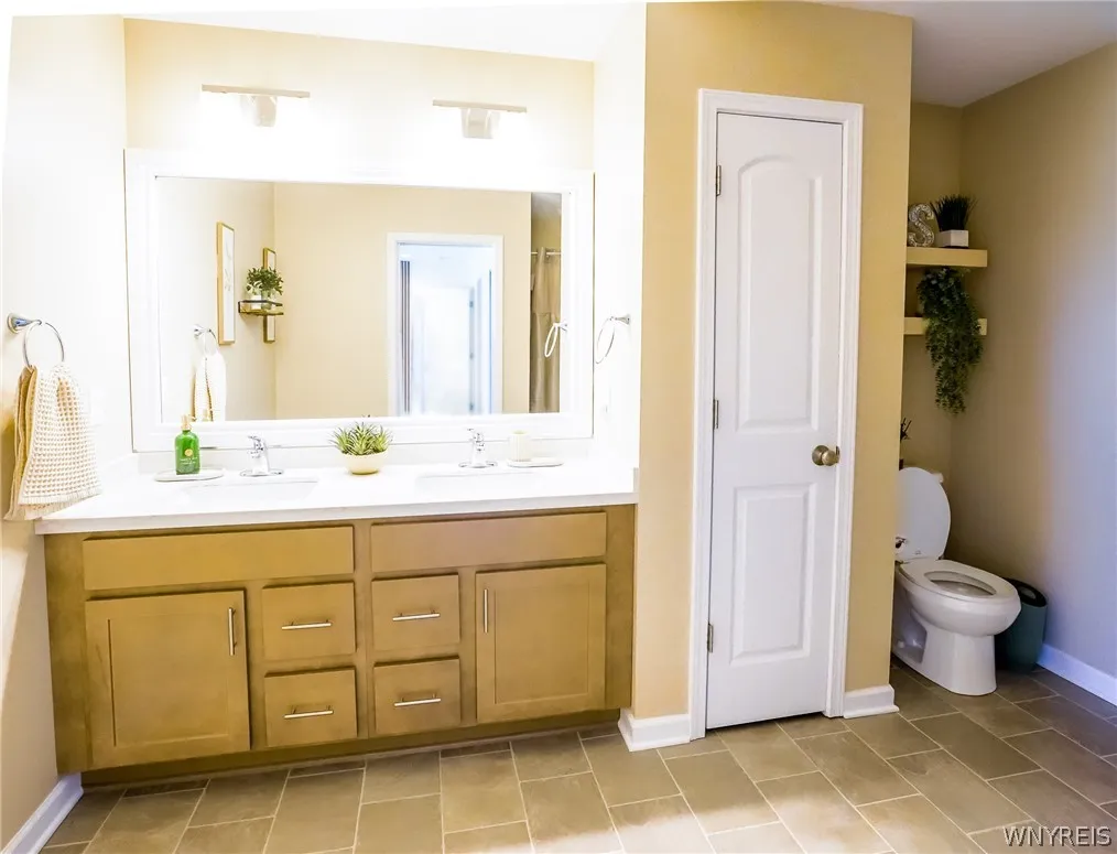 76 Jaycee Lane, West Seneca, New York 14224, West Seneca, New York 14224, 4 Bedrooms Bedrooms, 11 Rooms Rooms,3 BathroomsBathrooms,Residential,For Sale,76 Jaycee Lane, West Seneca, New York 14224,0,B1698147