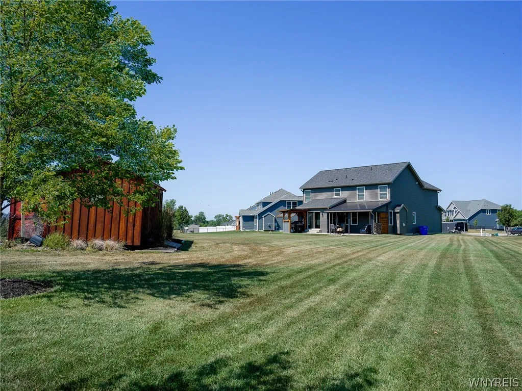 76 Jaycee Lane, West Seneca, New York 14224, West Seneca, New York 14224, 4 Bedrooms Bedrooms, 11 Rooms Rooms,3 BathroomsBathrooms,Residential,For Sale,76 Jaycee Lane, West Seneca, New York 14224,0,B1698147