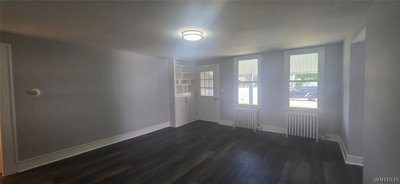 11 Euclid Avenue Left, Hamburg, New York 14075, Hamburg, New York 14075, 3 Bedrooms Bedrooms, 6 Rooms Rooms,1 BathroomBathrooms,Residential Lease,For Rent,11 Euclid Avenue Left, Hamburg, New York 14075,0,B1698613