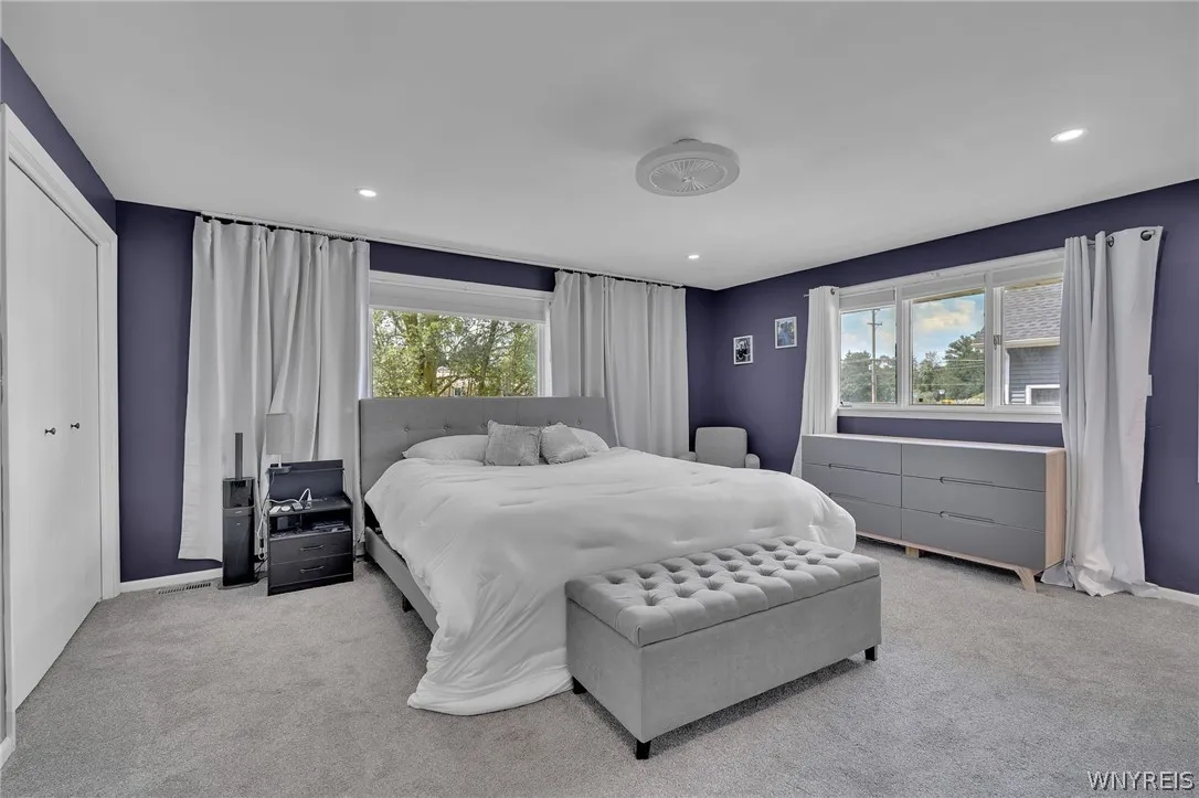 9230 Valley Stream Road, Clarence, New York 14031, Clarence, New York 14031, 5 Bedrooms Bedrooms, 8 Rooms Rooms,2 BathroomsBathrooms,Residential,For Sale,9230 Valley Stream Road, Clarence, New York 14031,0,B1698442