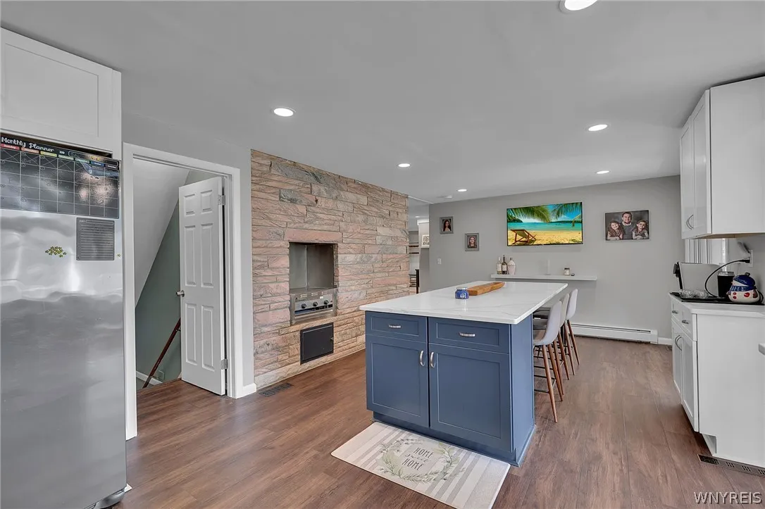 9230 Valley Stream Road, Clarence, New York 14031, Clarence, New York 14031, 5 Bedrooms Bedrooms, 8 Rooms Rooms,2 BathroomsBathrooms,Residential,For Sale,9230 Valley Stream Road, Clarence, New York 14031,0,B1698442