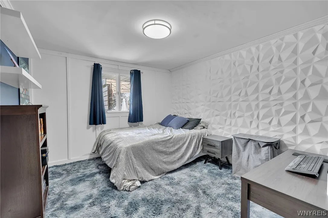 9230 Valley Stream Road, Clarence, New York 14031, Clarence, New York 14031, 5 Bedrooms Bedrooms, 8 Rooms Rooms,2 BathroomsBathrooms,Residential,For Sale,9230 Valley Stream Road, Clarence, New York 14031,0,B1698442
