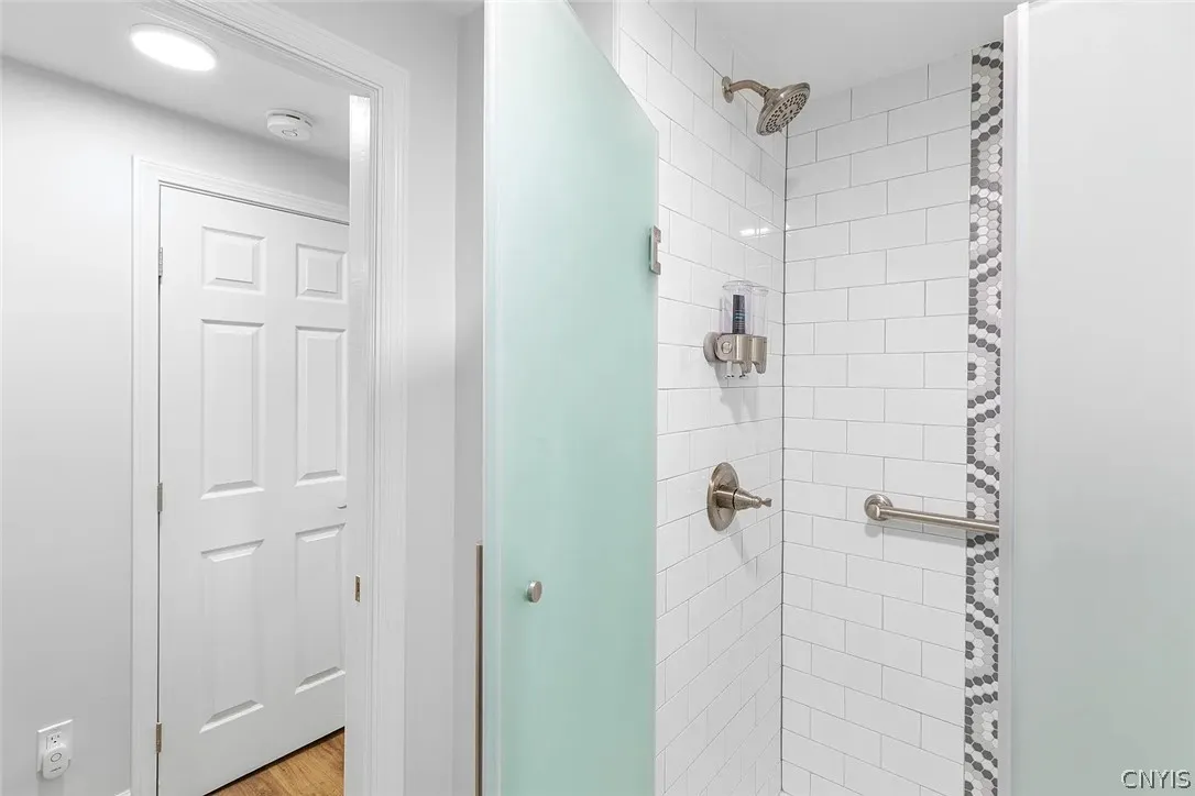 7849 Kellogg Street, Kirkland, New York 13323, Kirkland, New York 13323, 3 Bedrooms Bedrooms, 5 Rooms Rooms,1 BathroomBathrooms,Residential Lease,For Rent,7849 Kellogg Street, Kirkland, New York 13323,0,S1698169