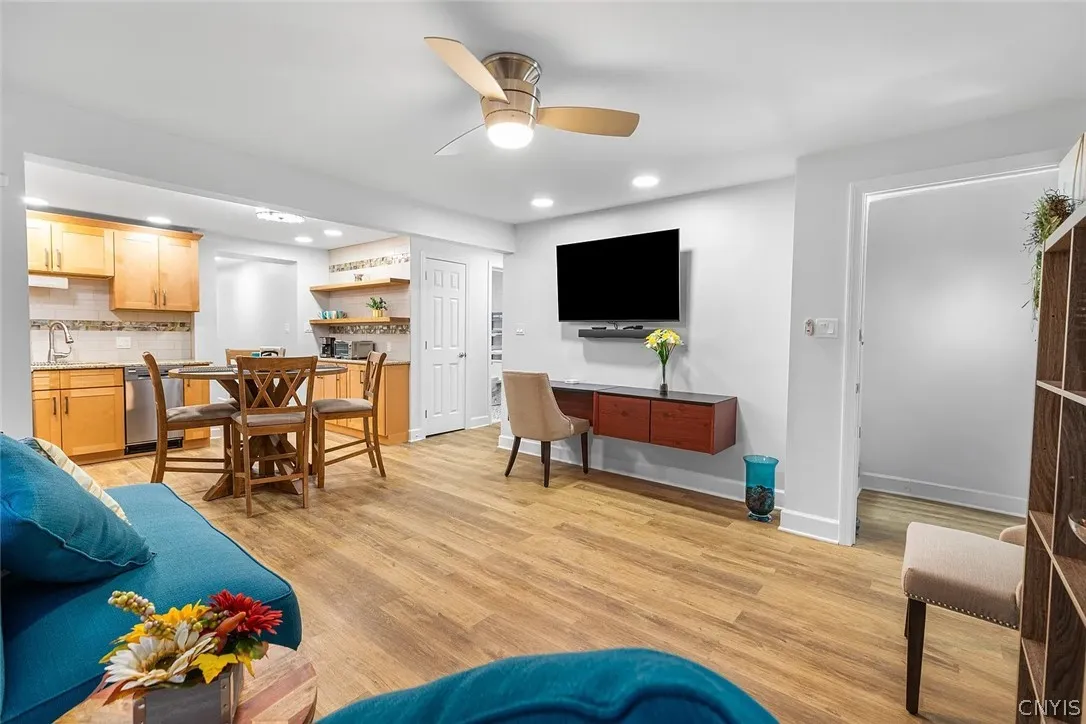 7849 Kellogg Street, Kirkland, New York 13323, Kirkland, New York 13323, 3 Bedrooms Bedrooms, 5 Rooms Rooms,1 BathroomBathrooms,Residential Lease,For Rent,7849 Kellogg Street, Kirkland, New York 13323,0,S1698169