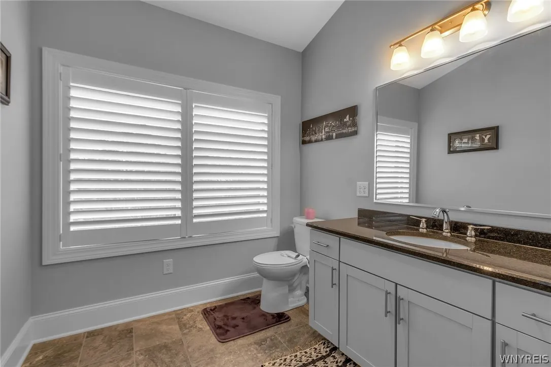 37 Ojibwa Circle, Buffalo, New York 14202, Buffalo, New York 14202, 2 Bedrooms Bedrooms, 6 Rooms Rooms,2 BathroomsBathrooms,Residential,For Sale,37 Ojibwa Circle, Buffalo, New York 14202,0,B1696142