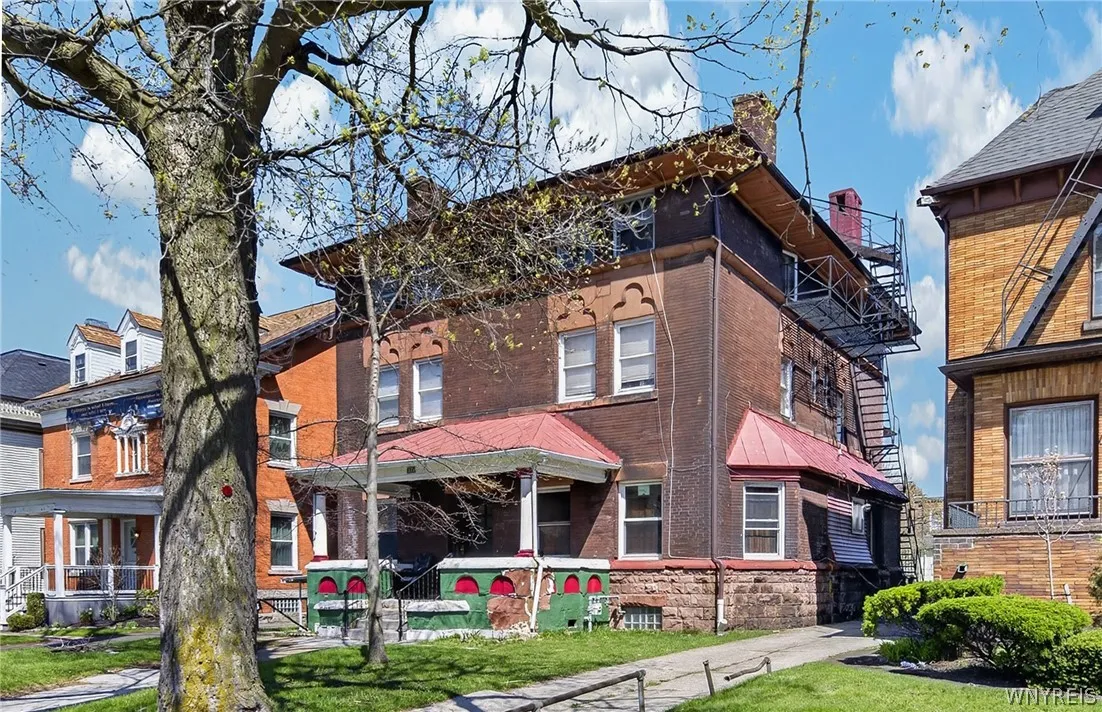 333 Elmwood Avenue, Buffalo, New York 14222, Buffalo, New York 14222, ,Commercial Sale,For Sale,333 Elmwood Avenue, Buffalo, New York 14222,0,B1698331
