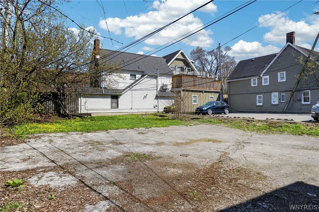 333 Elmwood Avenue, Buffalo, New York 14222, Buffalo, New York 14222, ,Commercial Sale,For Sale,333 Elmwood Avenue, Buffalo, New York 14222,0,B1698331
