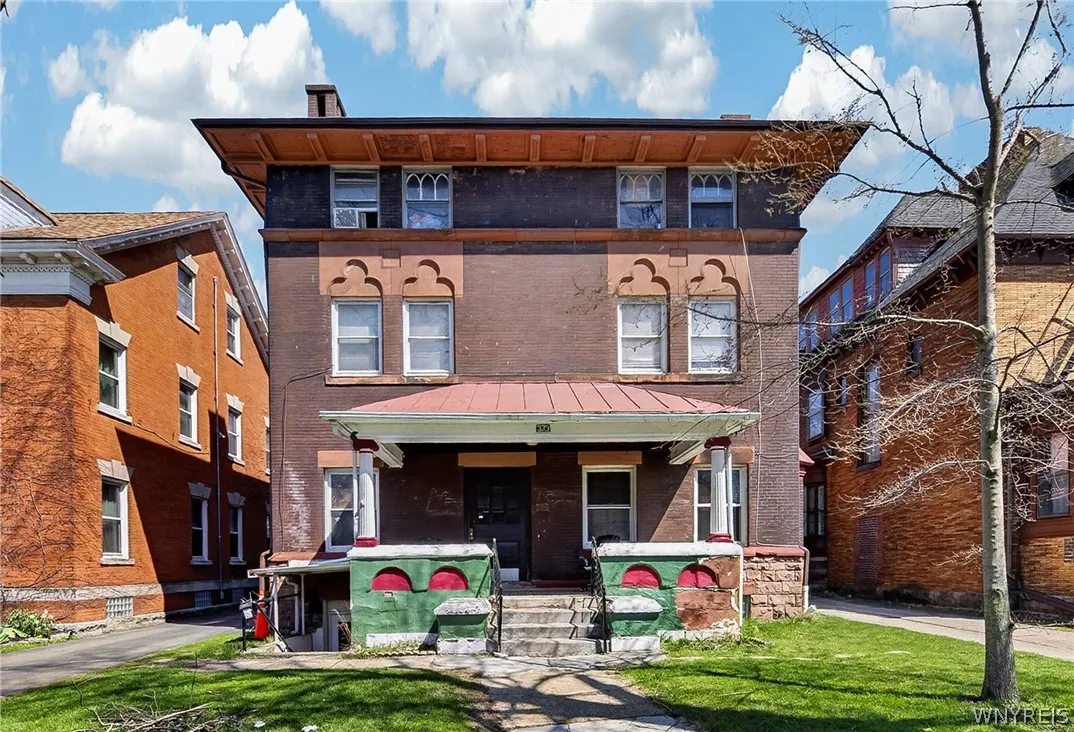 333 Elmwood Avenue, Buffalo, New York 14222, Buffalo, New York 14222, ,Commercial Sale,For Sale,333 Elmwood Avenue, Buffalo, New York 14222,0,B1698331