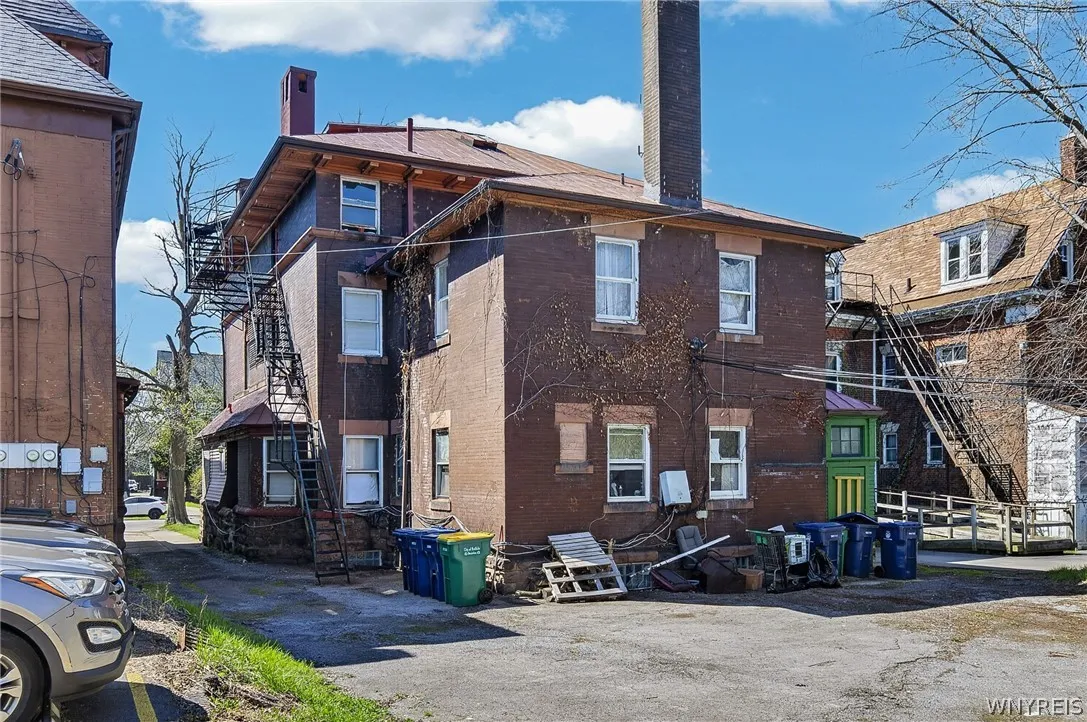 333 Elmwood Avenue, Buffalo, New York 14222, Buffalo, New York 14222, ,Commercial Sale,For Sale,333 Elmwood Avenue, Buffalo, New York 14222,0,B1698331
