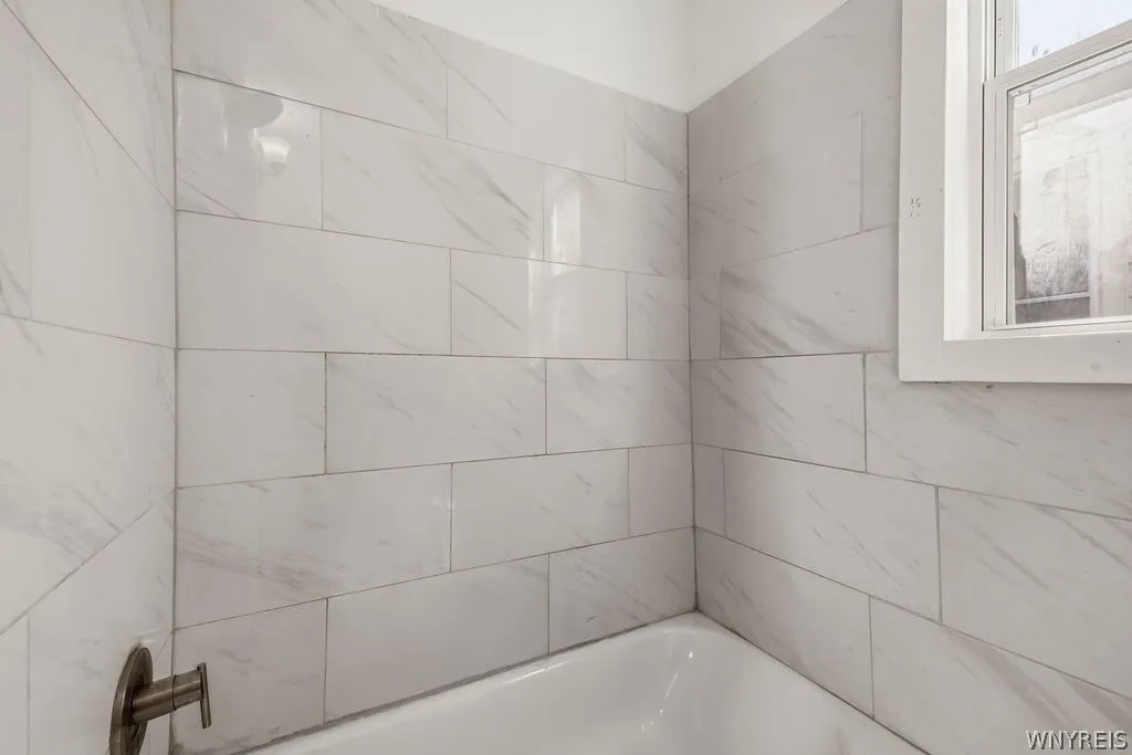 504 Woodlawn Avenue, Buffalo, New York 14208, Buffalo, New York 14208, 6 Bedrooms Bedrooms, ,2 BathroomsBathrooms,Residential,For Sale,504 Woodlawn Avenue, Buffalo, New York 14208,0,B1698846