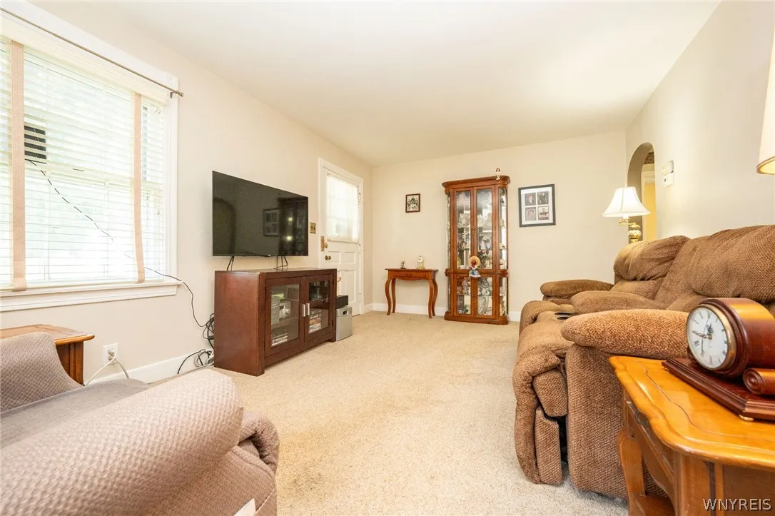 44 Beverly Place, Hamburg, New York 14075, Hamburg, New York 14075, 3 Bedrooms Bedrooms, 4 Rooms Rooms,1 BathroomBathrooms,Residential,For Sale,44 Beverly Place, Hamburg, New York 14075,0,B1698504