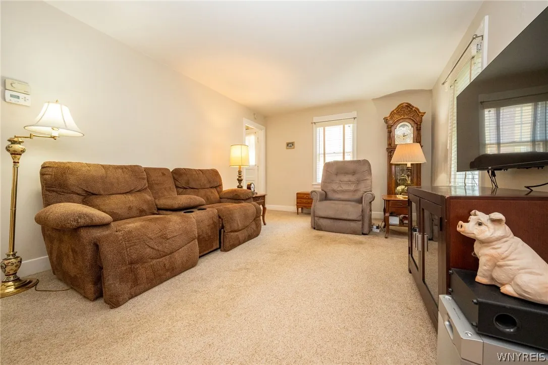 44 Beverly Place, Hamburg, New York 14075, Hamburg, New York 14075, 3 Bedrooms Bedrooms, 4 Rooms Rooms,1 BathroomBathrooms,Residential,For Sale,44 Beverly Place, Hamburg, New York 14075,0,B1698504