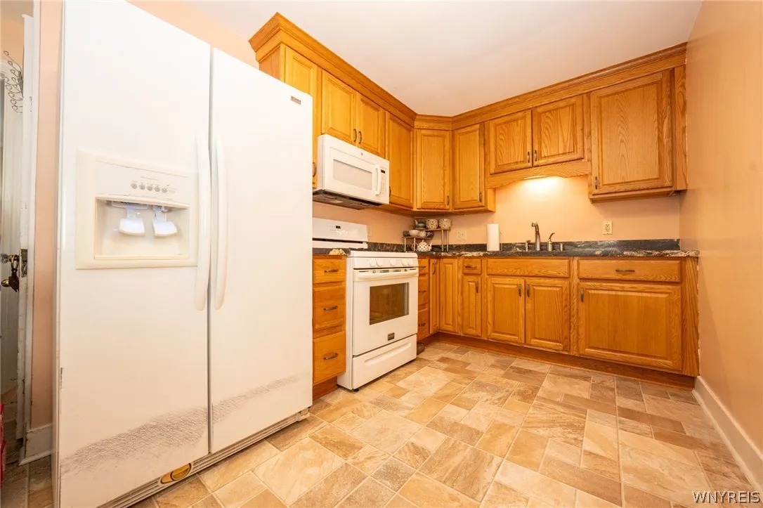 44 Beverly Place, Hamburg, New York 14075, Hamburg, New York 14075, 3 Bedrooms Bedrooms, 4 Rooms Rooms,1 BathroomBathrooms,Residential,For Sale,44 Beverly Place, Hamburg, New York 14075,0,B1698504