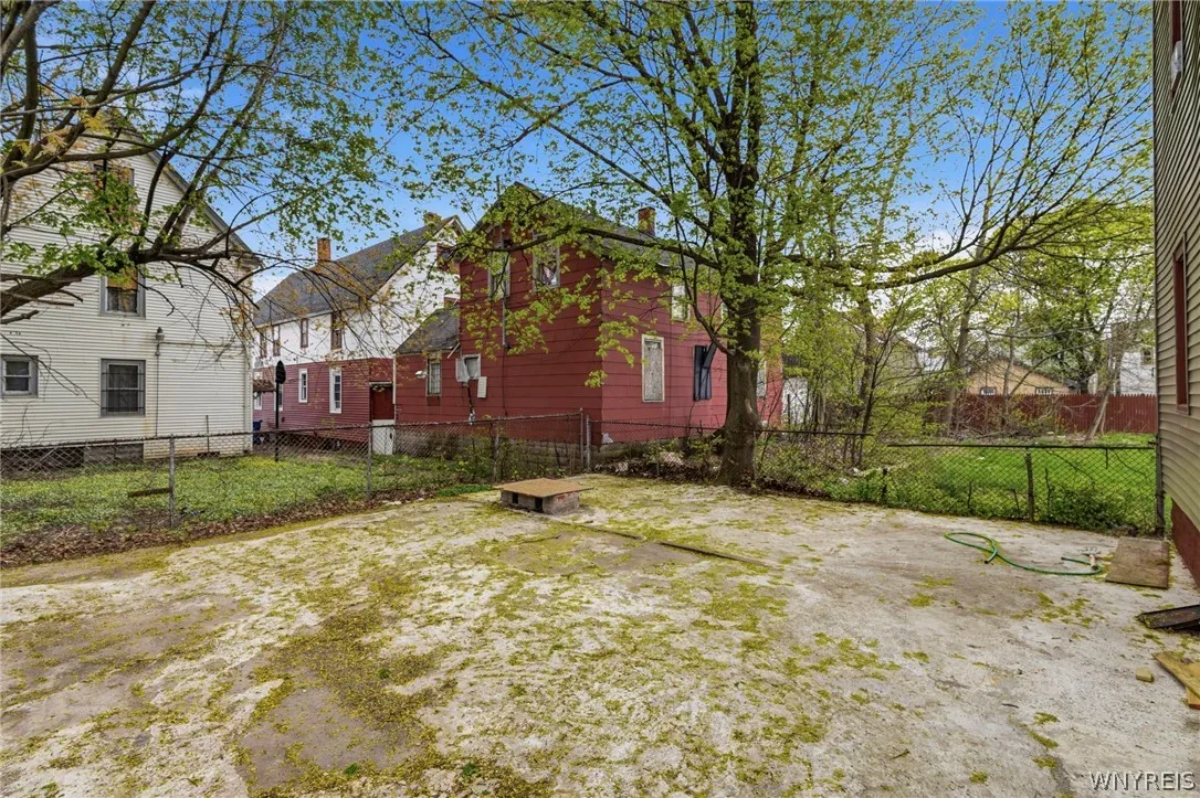 781 Northampton Street, Buffalo, New York 14211, Buffalo, New York 14211, 7 Bedrooms Bedrooms, ,3 BathroomsBathrooms,Residential,For Sale,781 Northampton Street, Buffalo, New York 14211,0,B1698880