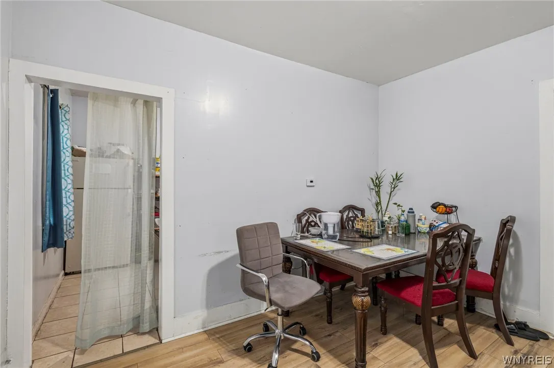 781 Northampton Street, Buffalo, New York 14211, Buffalo, New York 14211, 7 Bedrooms Bedrooms, ,3 BathroomsBathrooms,Residential,For Sale,781 Northampton Street, Buffalo, New York 14211,0,B1698880