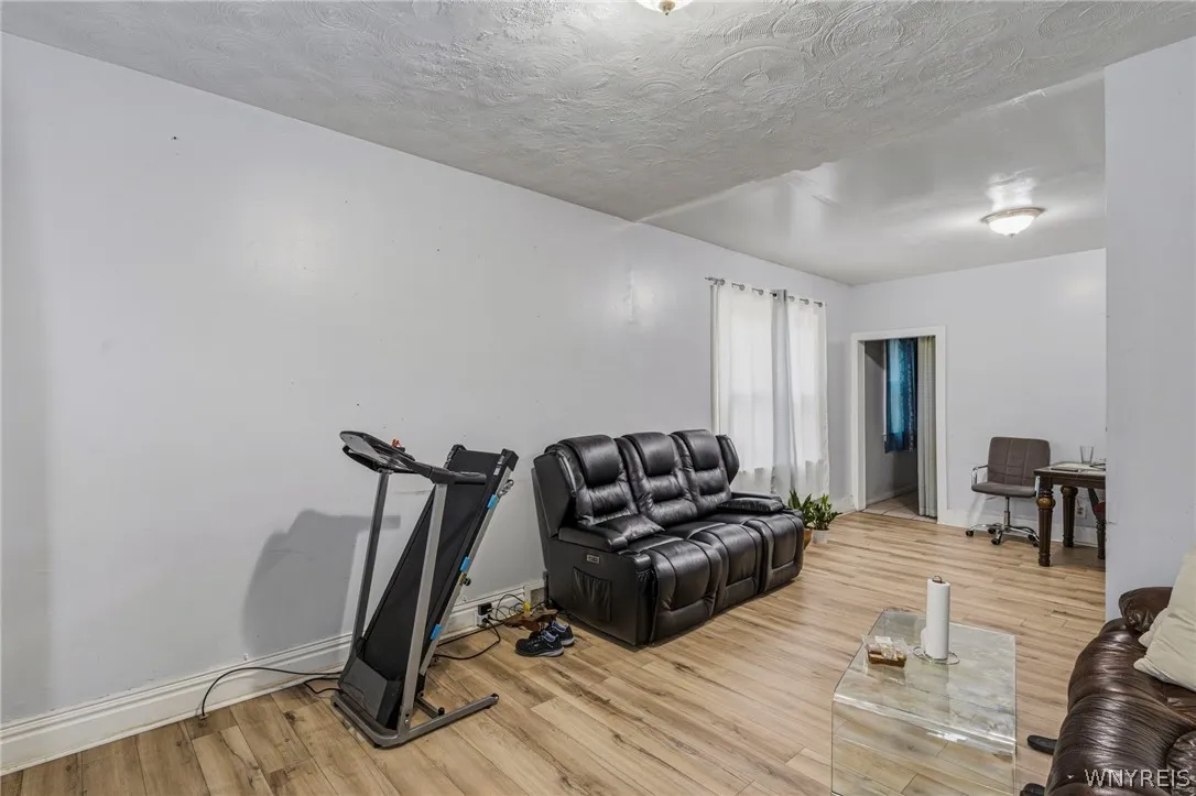 781 Northampton Street, Buffalo, New York 14211, Buffalo, New York 14211, 7 Bedrooms Bedrooms, ,3 BathroomsBathrooms,Residential,For Sale,781 Northampton Street, Buffalo, New York 14211,0,B1698880