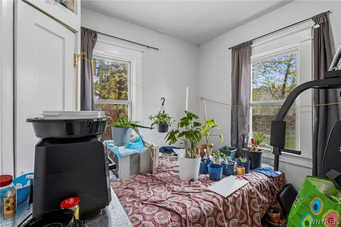 781 Northampton Street, Buffalo, New York 14211, Buffalo, New York 14211, 7 Bedrooms Bedrooms, ,3 BathroomsBathrooms,Residential,For Sale,781 Northampton Street, Buffalo, New York 14211,0,B1698880