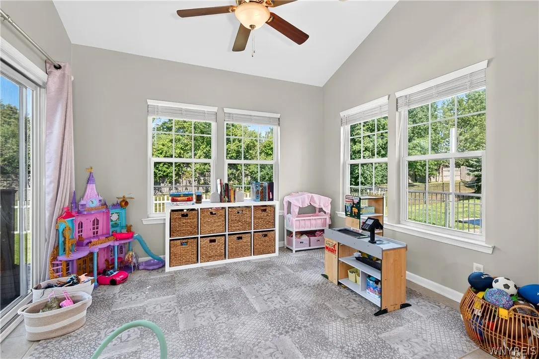 3 Scooter Lane, Hamburg, New York 14075, Hamburg, New York 14075, 3 Bedrooms Bedrooms, 9 Rooms Rooms,2 BathroomsBathrooms,Residential,For Sale,3 Scooter Lane, Hamburg, New York 14075,0,B1698883