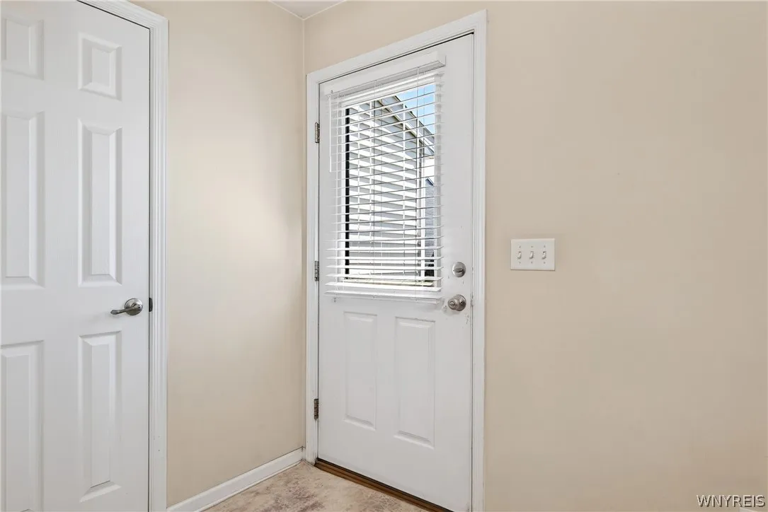 3 Scooter Lane, Hamburg, New York 14075, Hamburg, New York 14075, 3 Bedrooms Bedrooms, 9 Rooms Rooms,2 BathroomsBathrooms,Residential,For Sale,3 Scooter Lane, Hamburg, New York 14075,0,B1698883