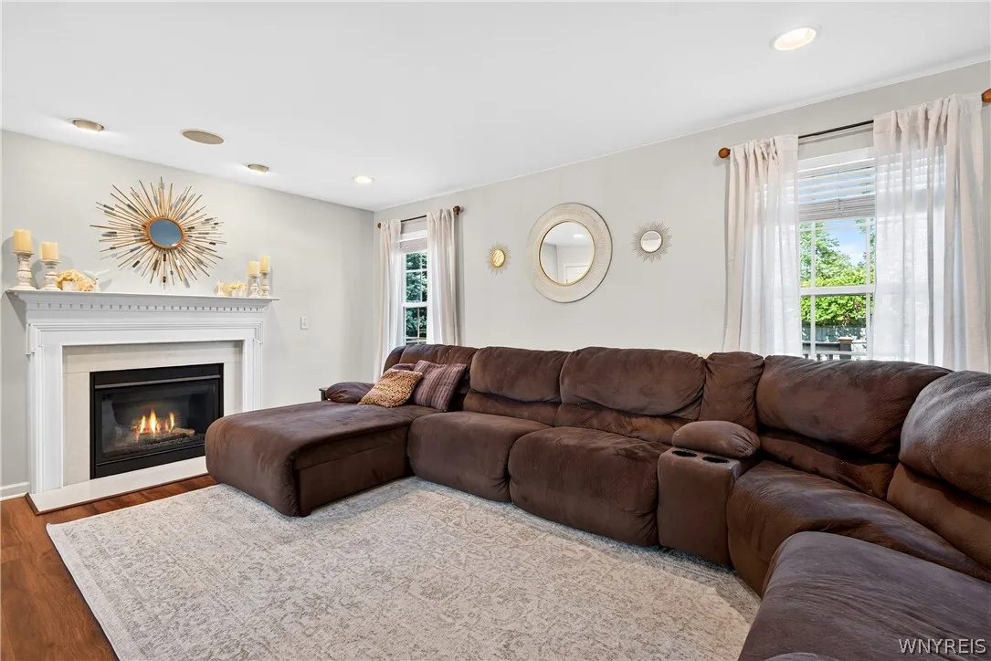 3 Scooter Lane, Hamburg, New York 14075, Hamburg, New York 14075, 3 Bedrooms Bedrooms, 9 Rooms Rooms,2 BathroomsBathrooms,Residential,For Sale,3 Scooter Lane, Hamburg, New York 14075,0,B1698883