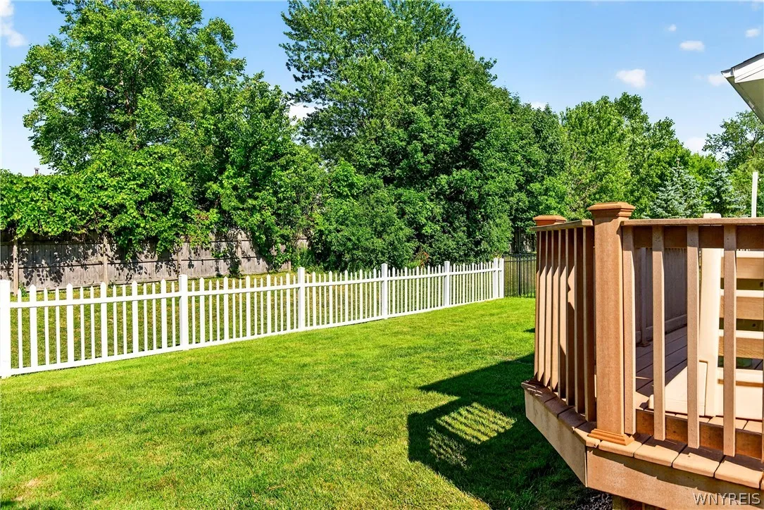3 Scooter Lane, Hamburg, New York 14075, Hamburg, New York 14075, 3 Bedrooms Bedrooms, 9 Rooms Rooms,2 BathroomsBathrooms,Residential,For Sale,3 Scooter Lane, Hamburg, New York 14075,0,B1698883