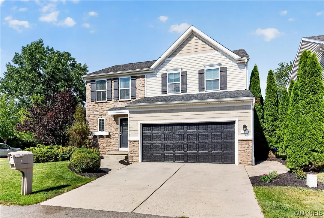 3 Scooter Lane, Hamburg, New York 14075, Hamburg, New York 14075, 3 Bedrooms Bedrooms, 9 Rooms Rooms,2 BathroomsBathrooms,Residential,For Sale,3 Scooter Lane, Hamburg, New York 14075,0,B1698883